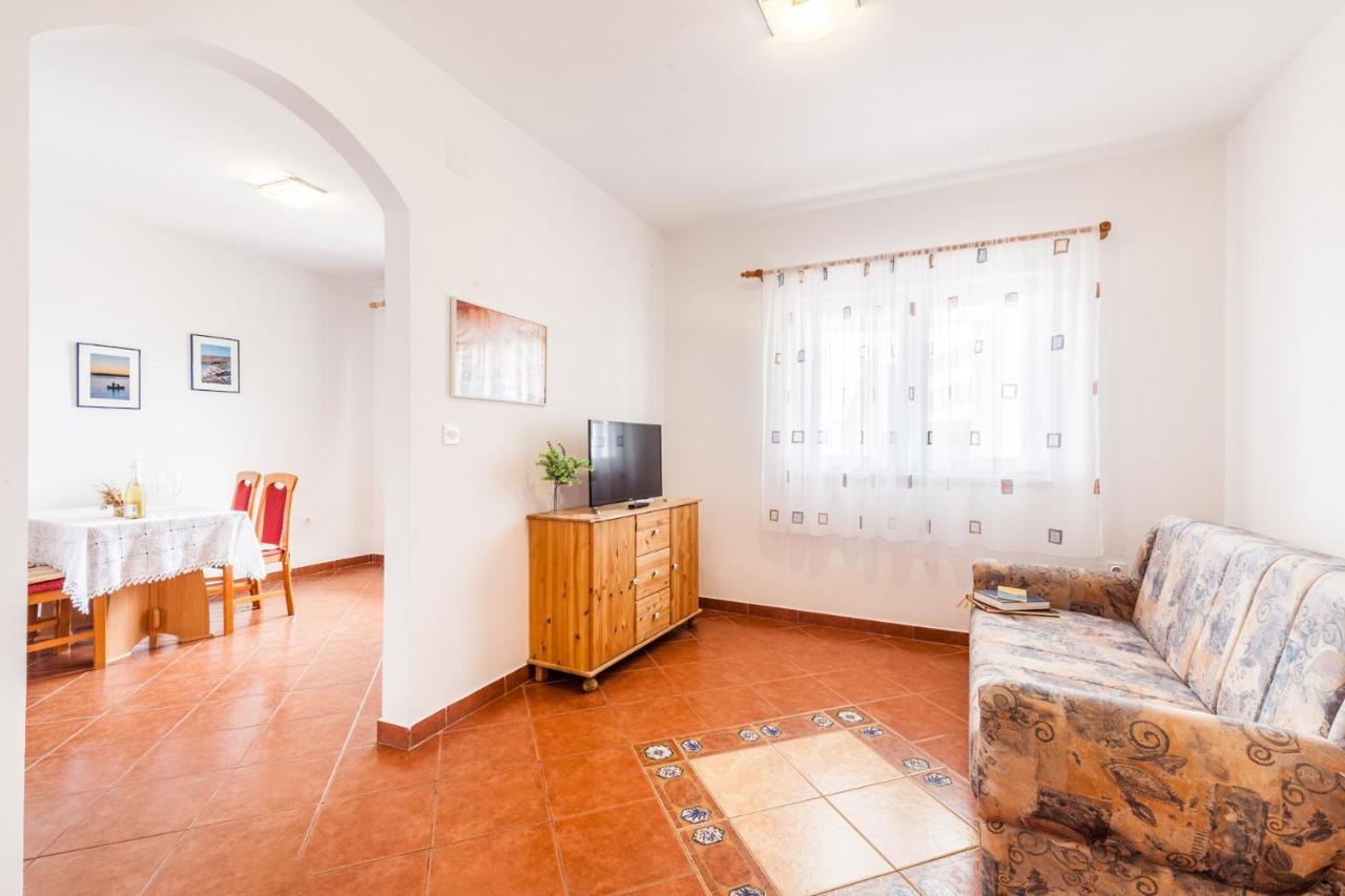 Ferienhaus Rajka Kustići Exteriör bild
